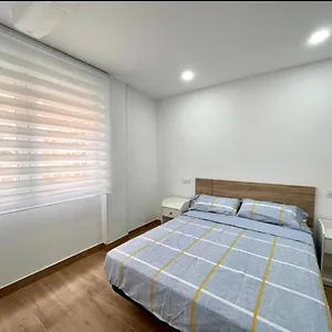 https://maximilian-dreams.besthotelstoledo.com