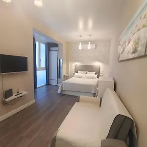 https://la-caleta-la-vina.es-andalucia.com
